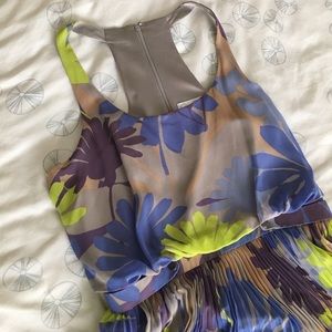 Beautiful flowery razor back JS maxi dress