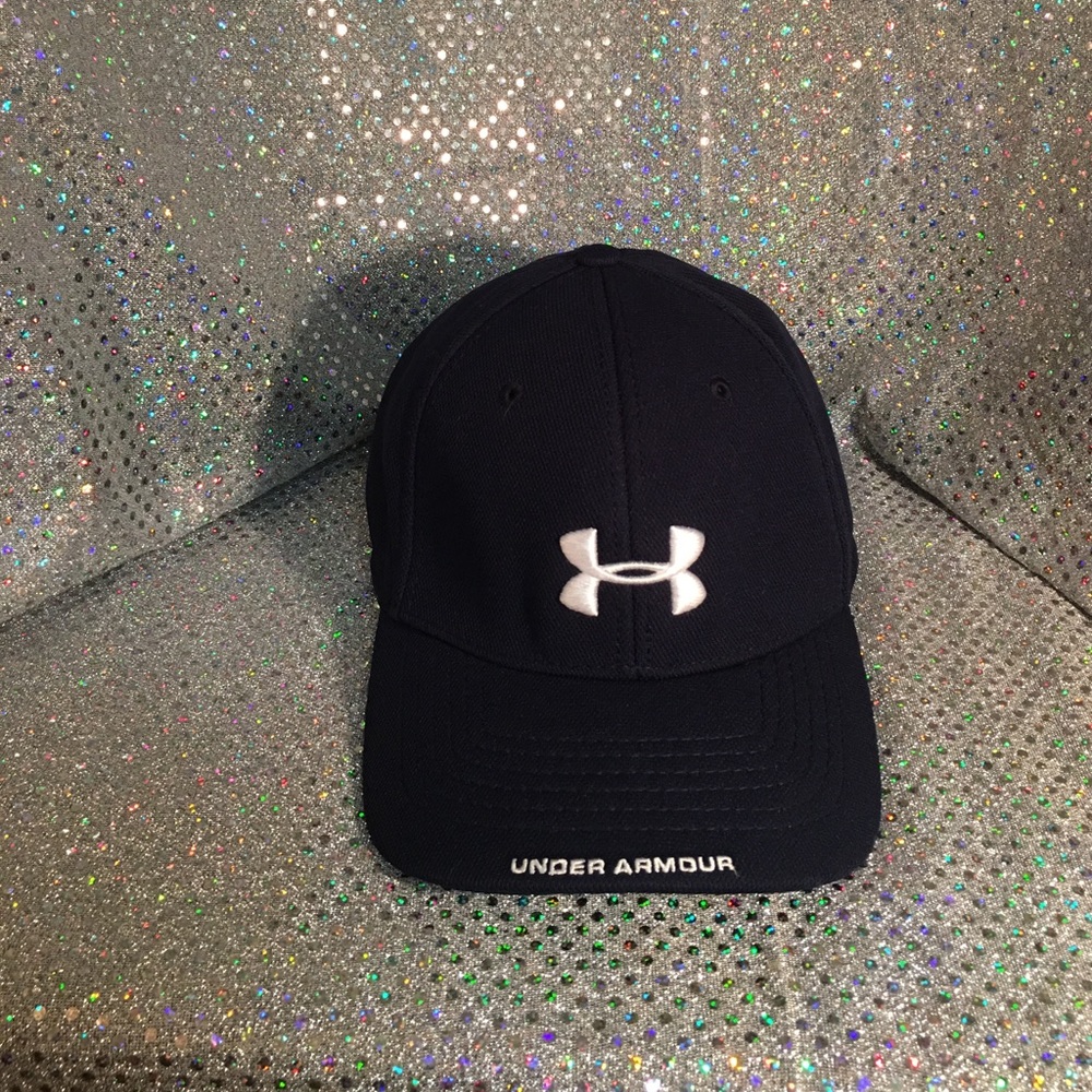 UNDER ARMOUR NAVY BLUE HAT