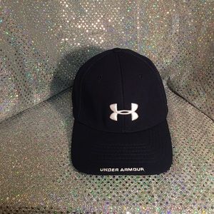 UNDER ARMOUR NAVY BLUE HAT