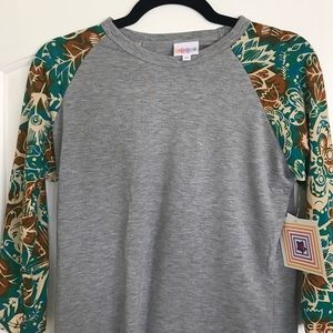 Lularoe Randy tee