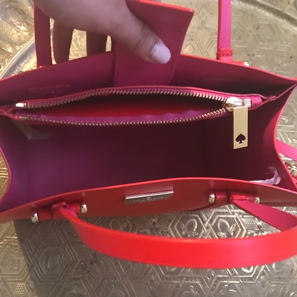 Kate Spade bag (SOLD) - Picture 5 of 8
