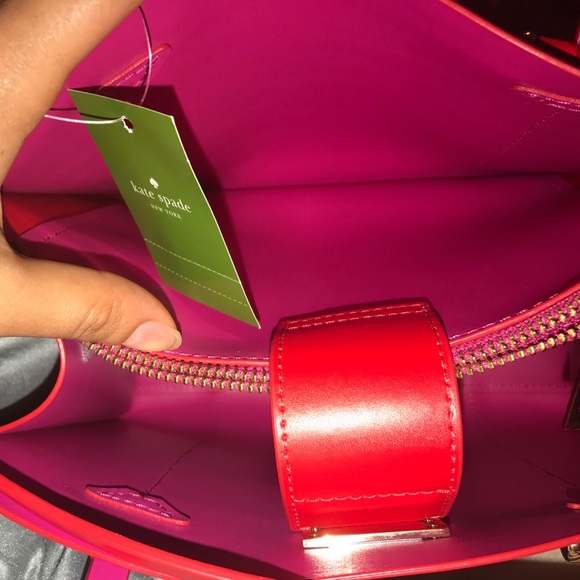 Kate Spade bag (SOLD) - Picture 7 of 8