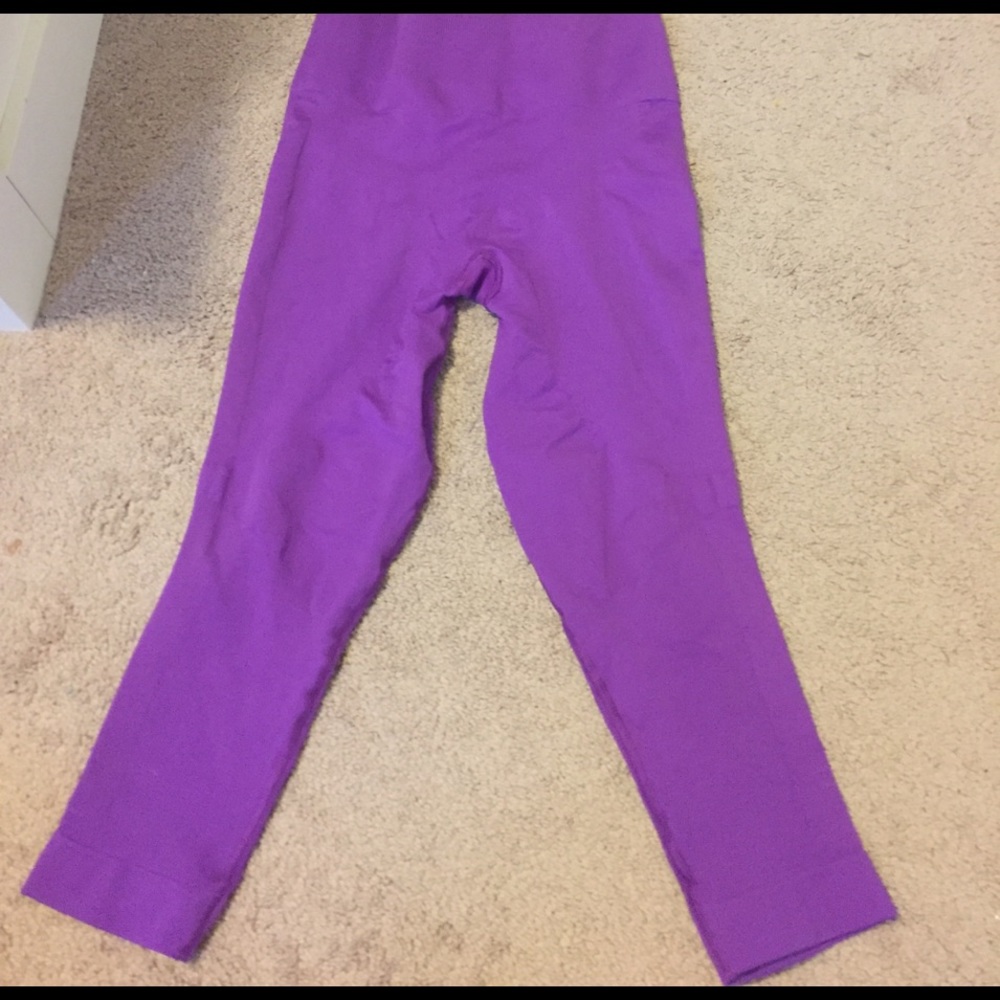 Lulu lemon cropped pants size 4