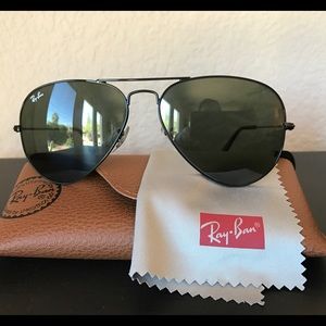 Ray ban black aviators