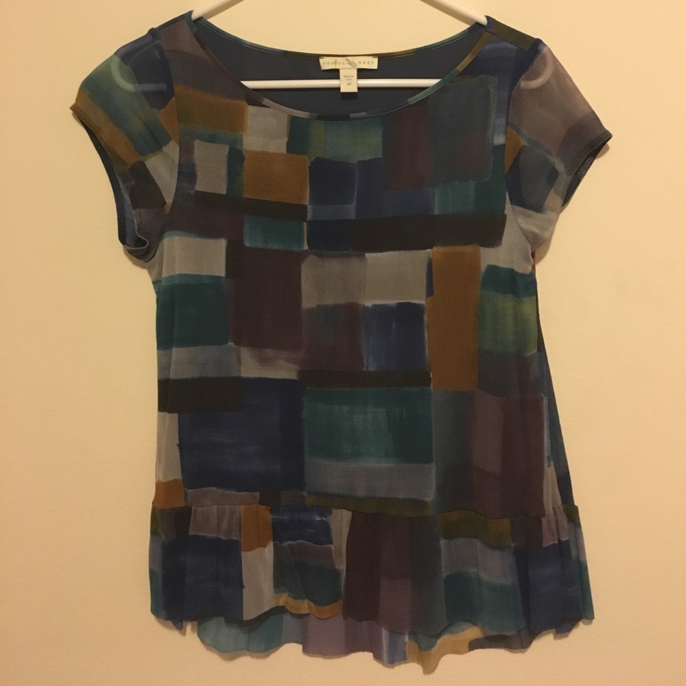 Cute semi peplum color blocked t-shirt