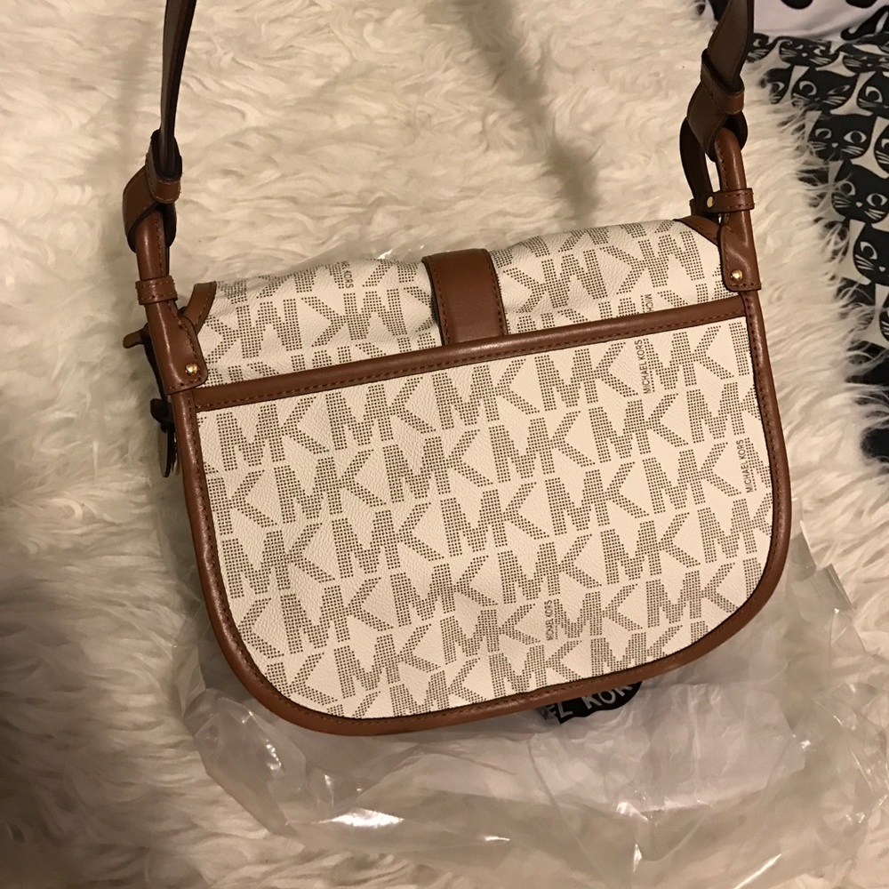Mk handbag - Picture 3 of 4