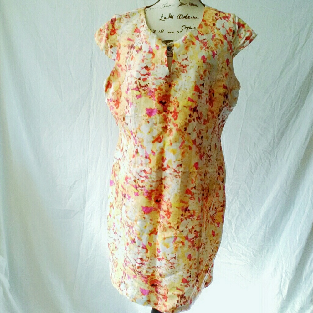 SALE! Calvin Klein Keyhole Figure Flatter Dress 16