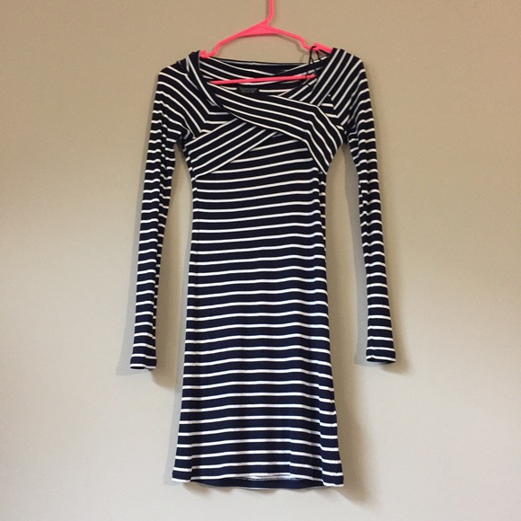⭐️⭐️⭐️ TOPSHOP bodycon stripe dress - NWOT ⭐️⭐️⭐️ - Picture 3 of 6