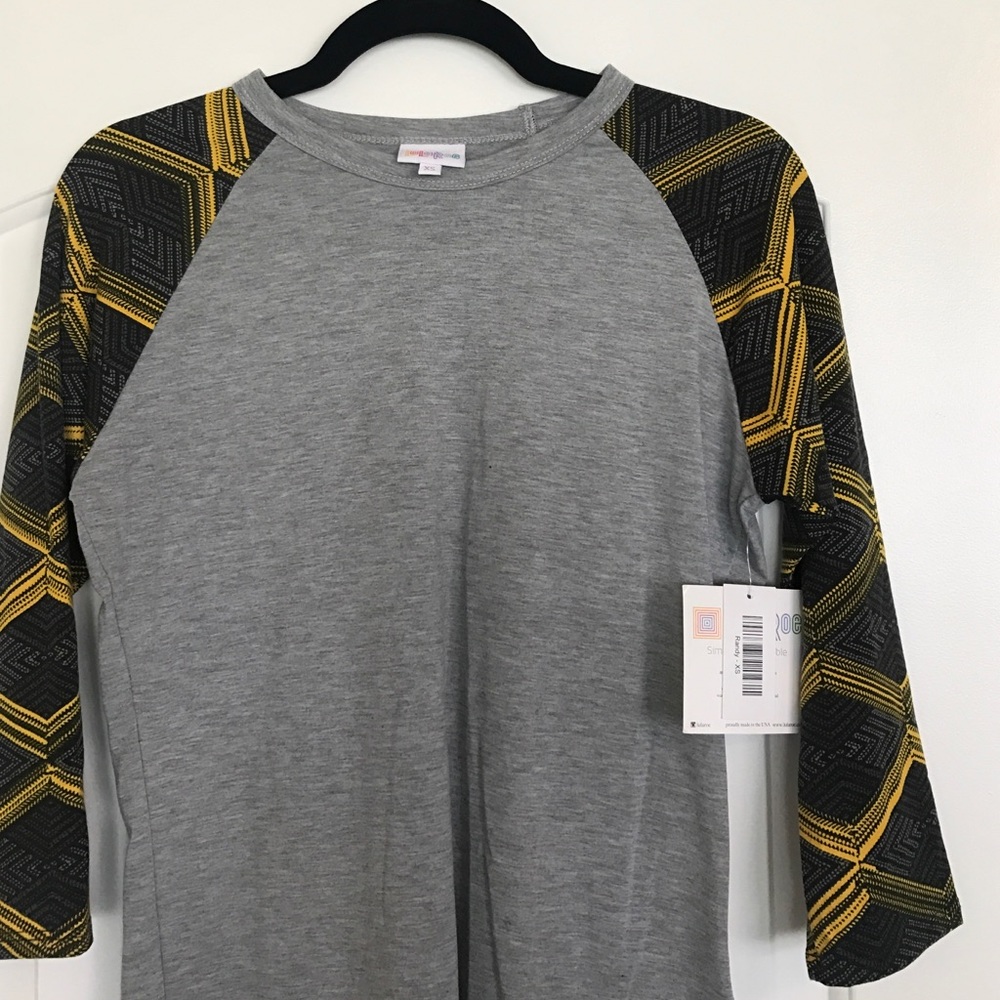 Lularoe Randy tee