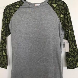 Lularoe Randy tee