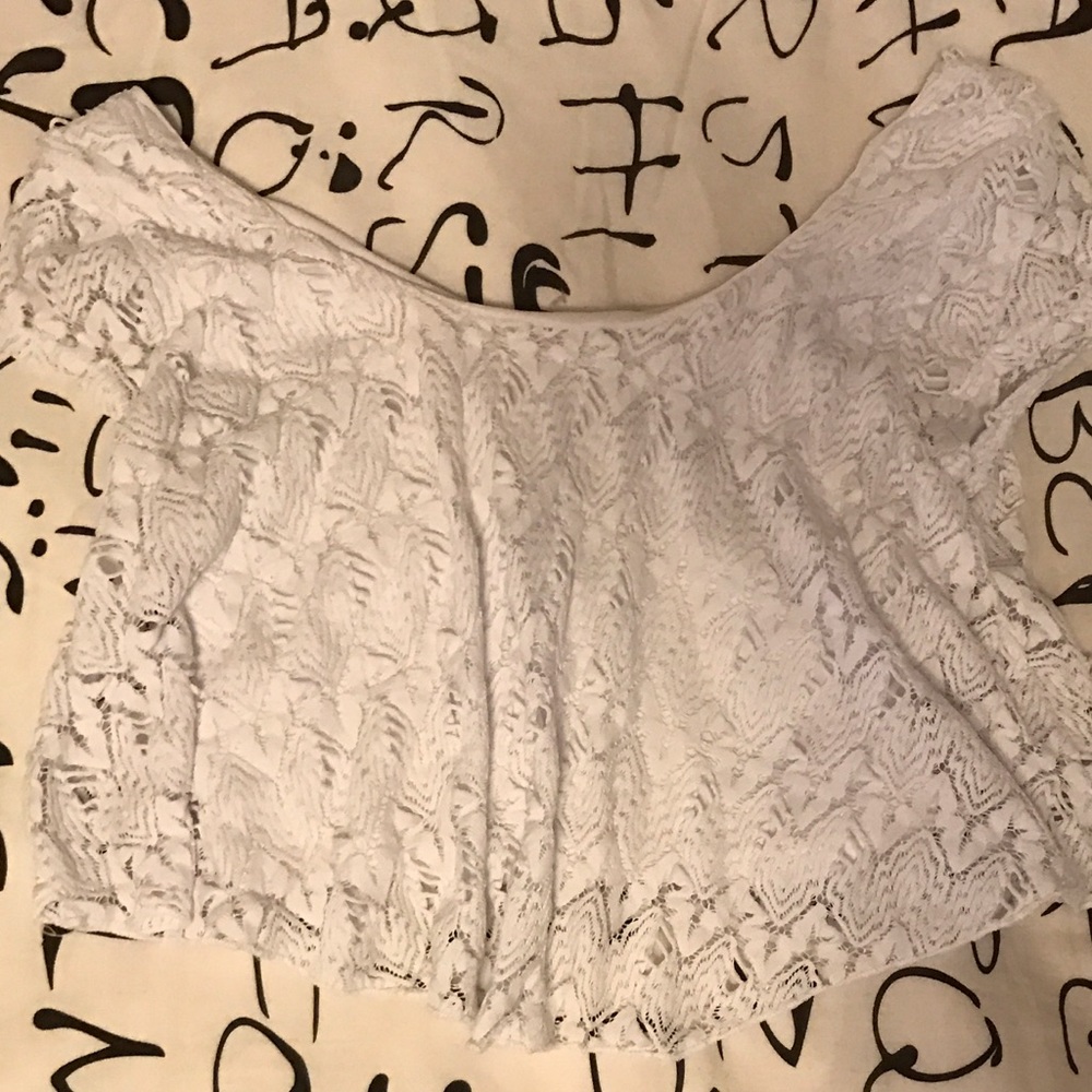 Pink & white tops - Picture 3 of 4
