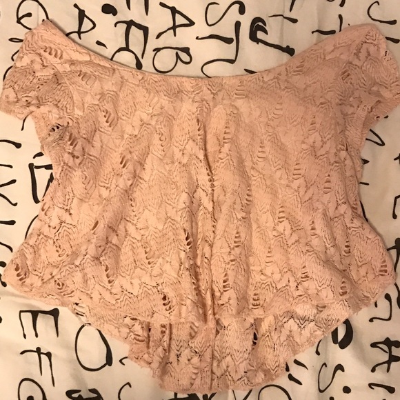 Pink & white tops - Picture 2 of 4