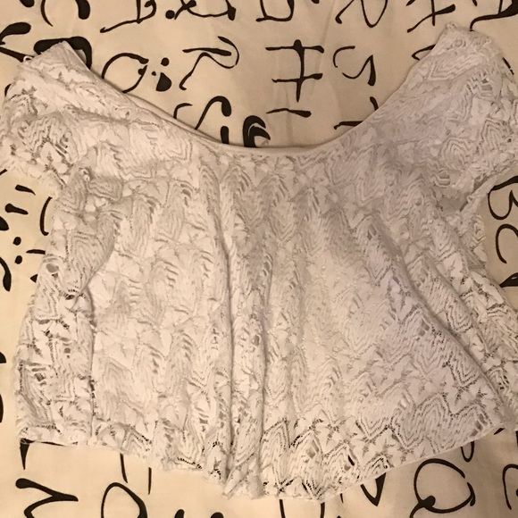 Pink & white tops - Picture 3 of 4