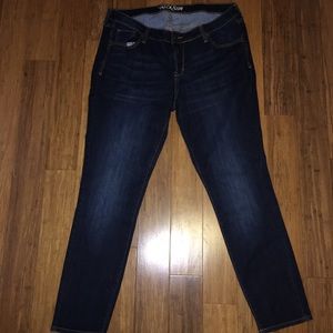 Old navy dark blue rinse plus size jeans SZ 18