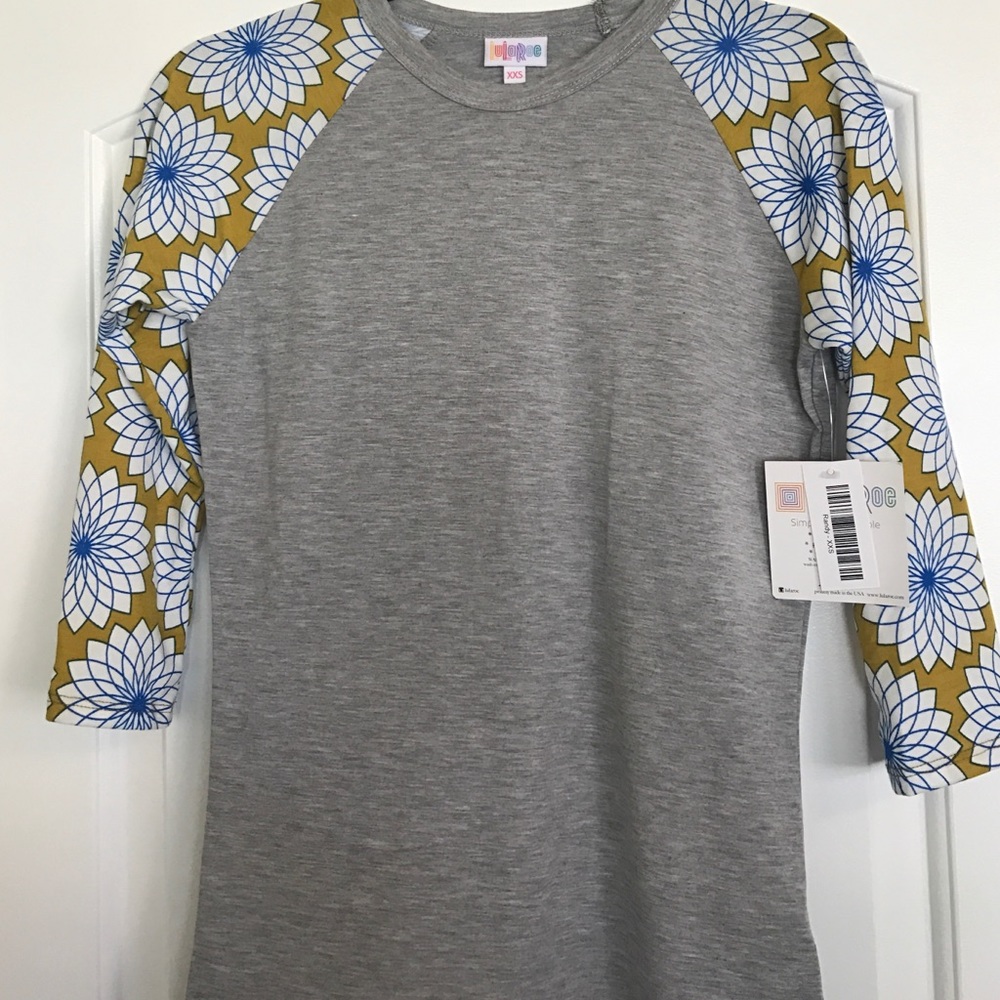 Lularoe Randy tee