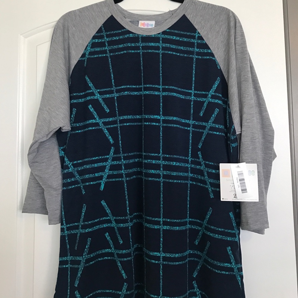 Lularoe Randy tee