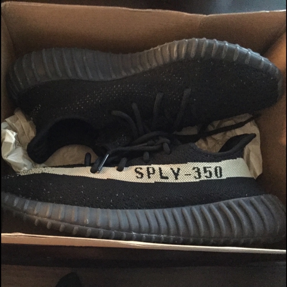 Yezzy 350 v2 olives