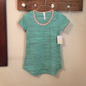 LuLaRoe Classic Tee