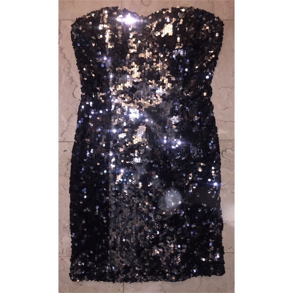 Windsor Silver Sequin Stapless Dress M