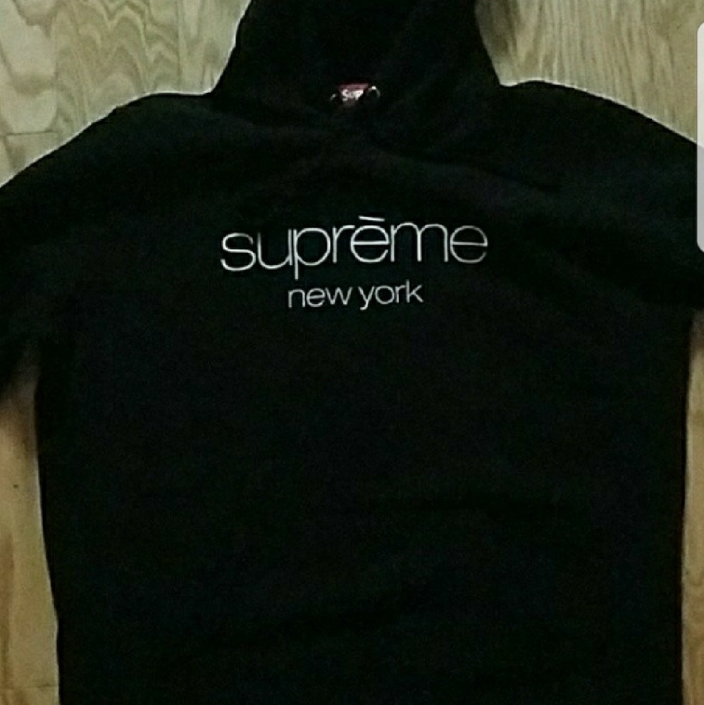 Supreme ss17 classic logo hoodie