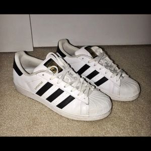 Adidas classic superstar