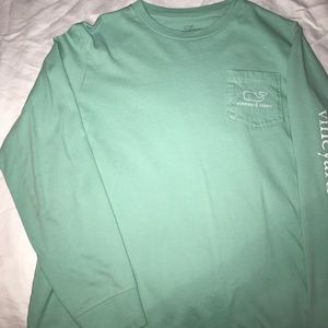 long sleeve vineyard vines t-shirt