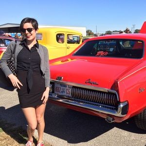 Meet your Posher, Janelle