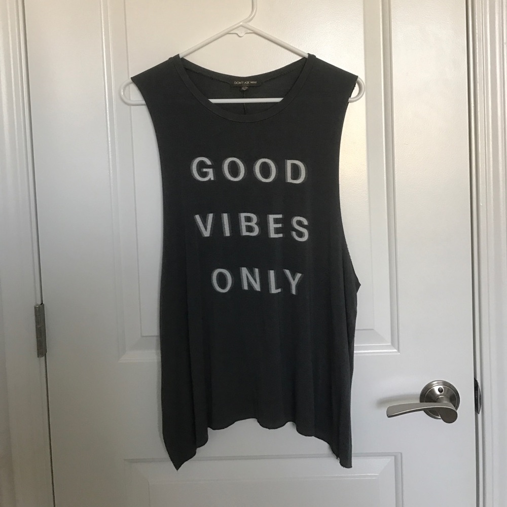 Good Vibes muscle tank 💪