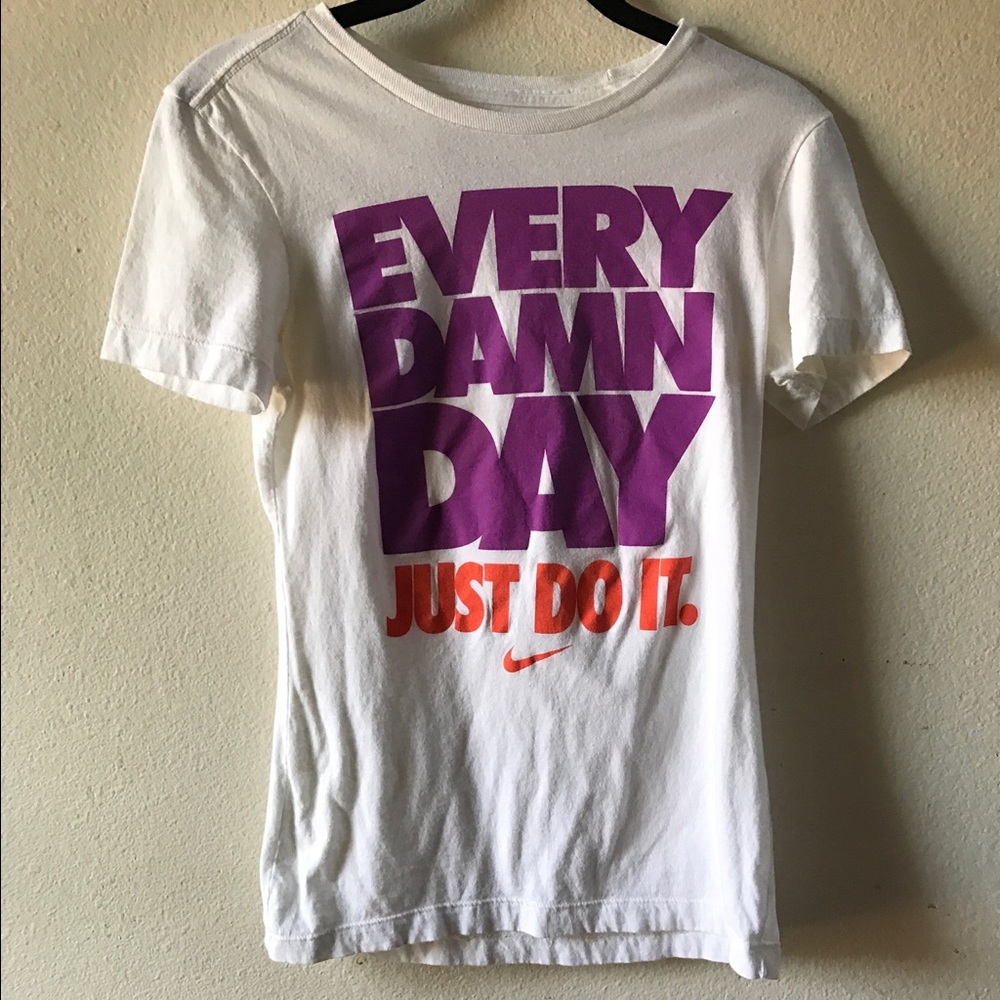 SOLD 🚫Nike T-Shirt