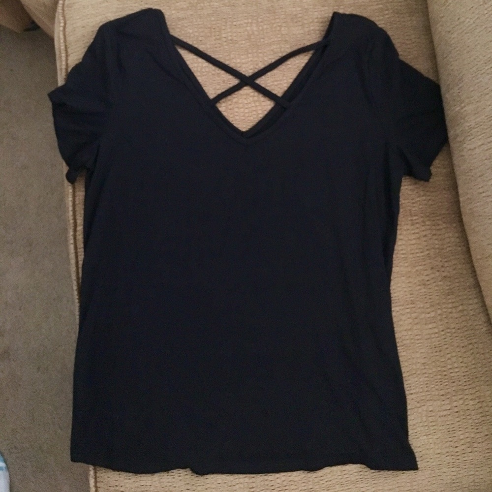 Black criss cross t-shirt