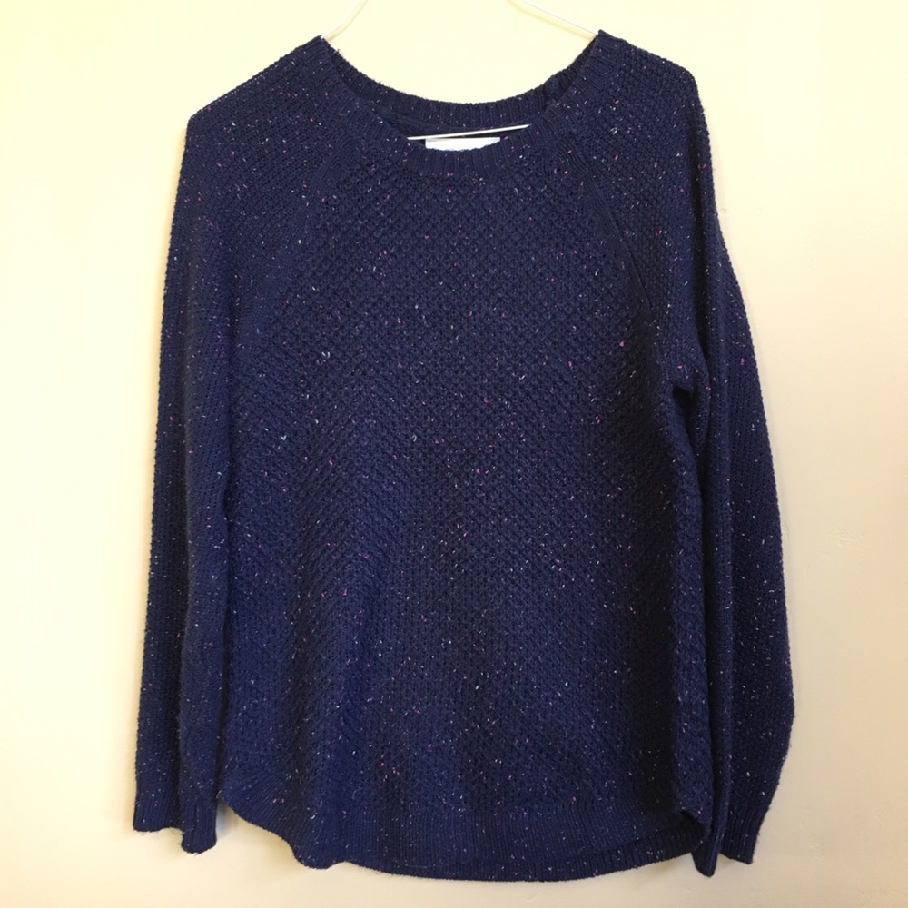 The perfect pullover in dark blue