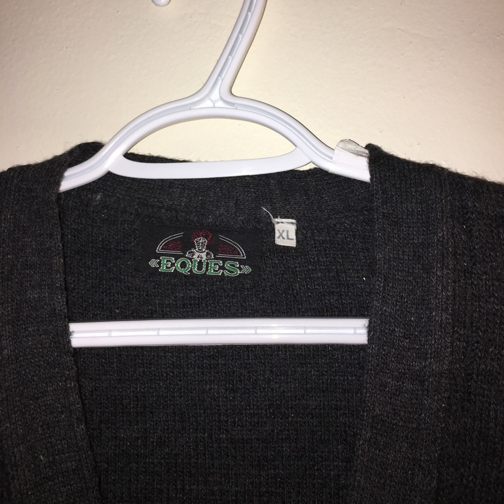 Cardigan - Picture 2 of 2