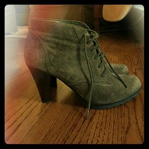 Bass Green suede boots