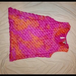 Dressbarn woman's ruffled tank top