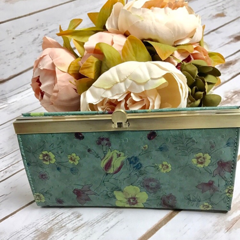 Turquoise floral clutch/wallet NWOT