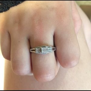 Beautiful promise ring 💍