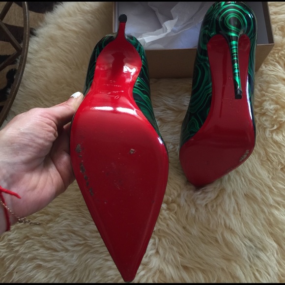 SOLD ****Christian Louboutin So Kate Malachite - Picture 3 of 8