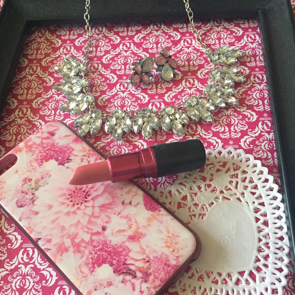 💎🛍 Crystal Rhinestone Bib statement necklace 💐 - Picture 4 of 5