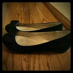 Jessica Simpson black flats
