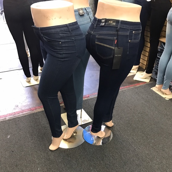 Plus size jeans - Picture 2 of 3