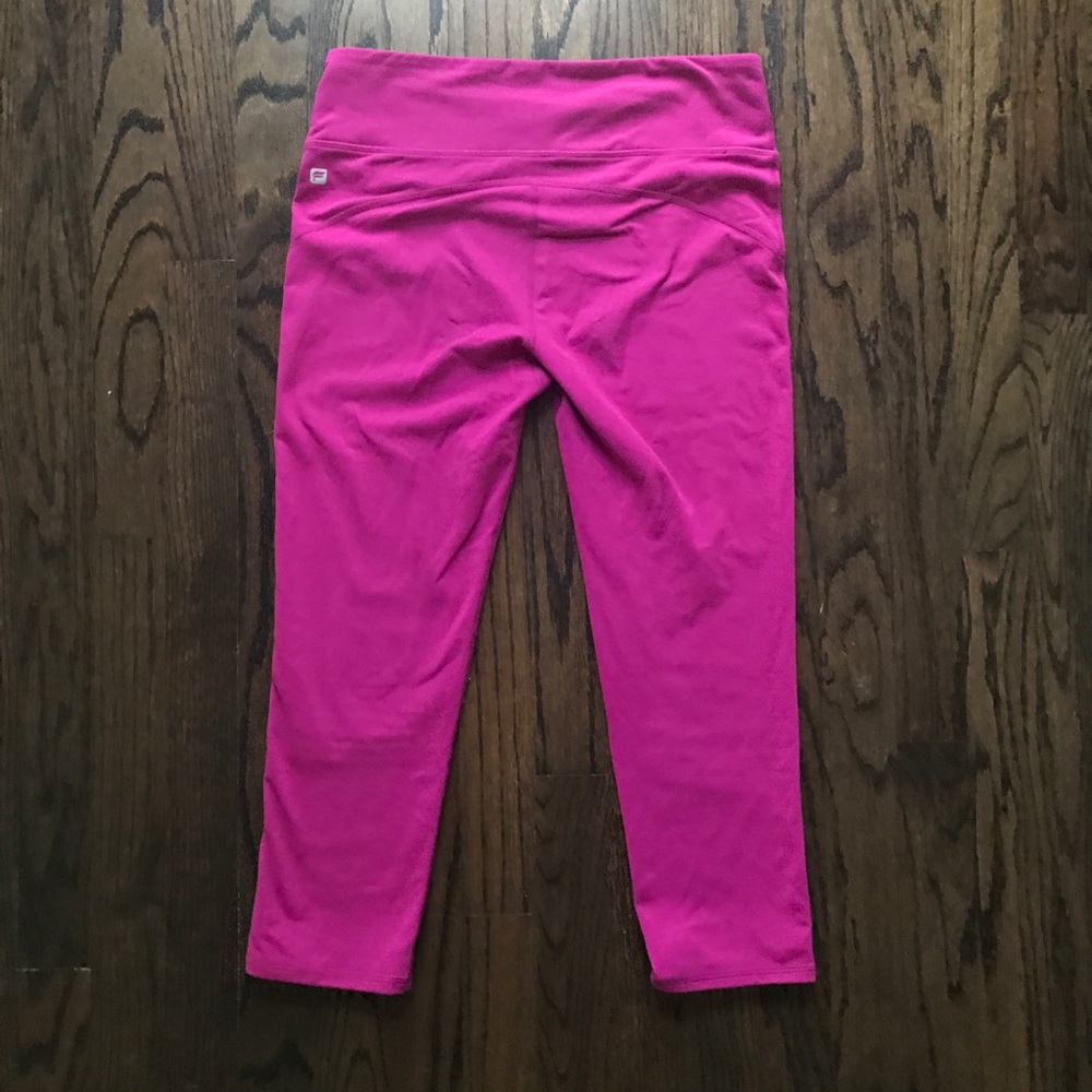 Fabletics Salar Crop