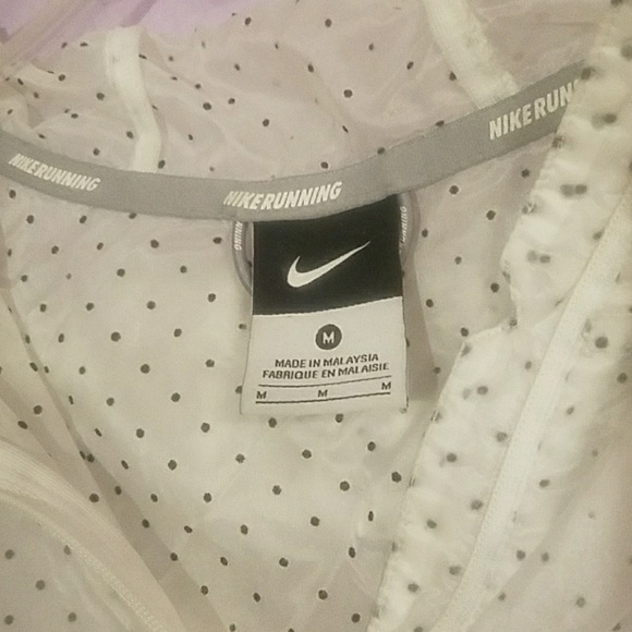 ❌SOLD❌Polka Dot Nike Rain Jacket - Picture 4 of 6