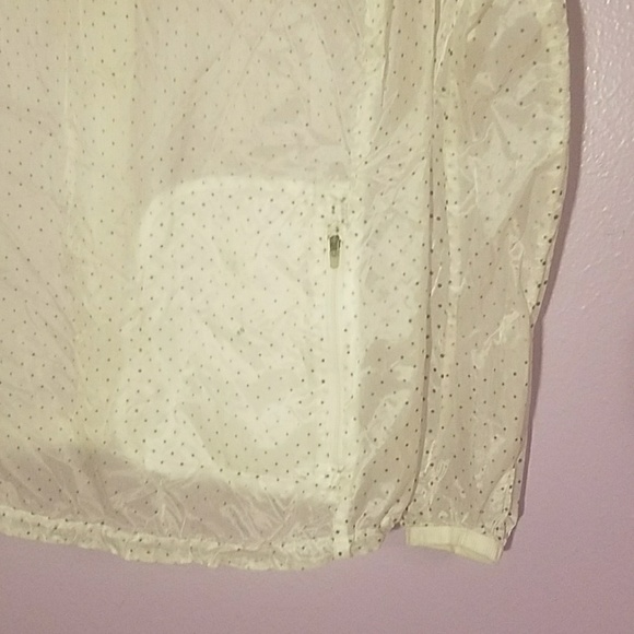 ❌SOLD❌Polka Dot Nike Rain Jacket - Picture 5 of 6