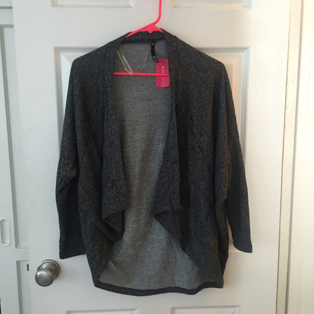 Love culture kimono jacket in gray