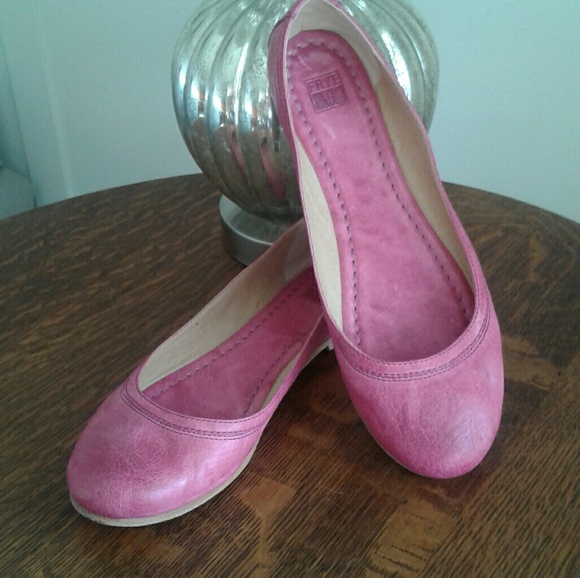 Frye Shoes - 💖Flash Sale Carson Ballet Flats - Pink Blossom💖