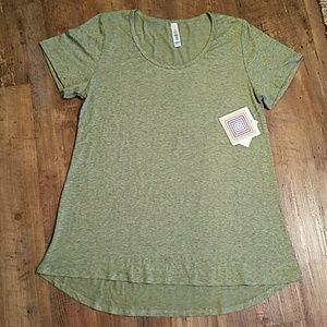 Lularoe classic tee