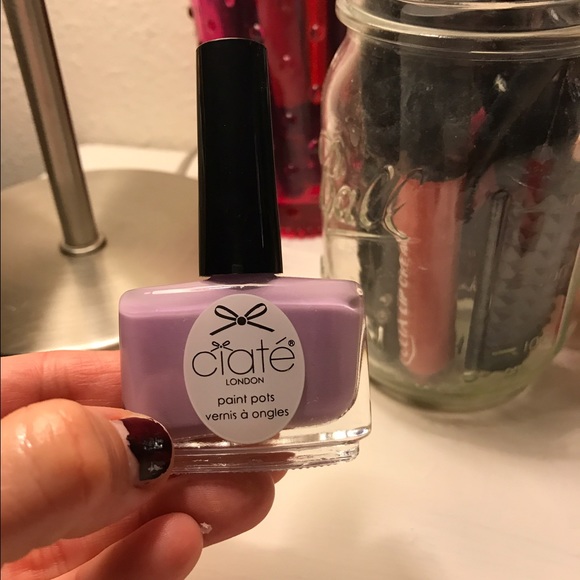 Pretty polish - Picture 3 of 4