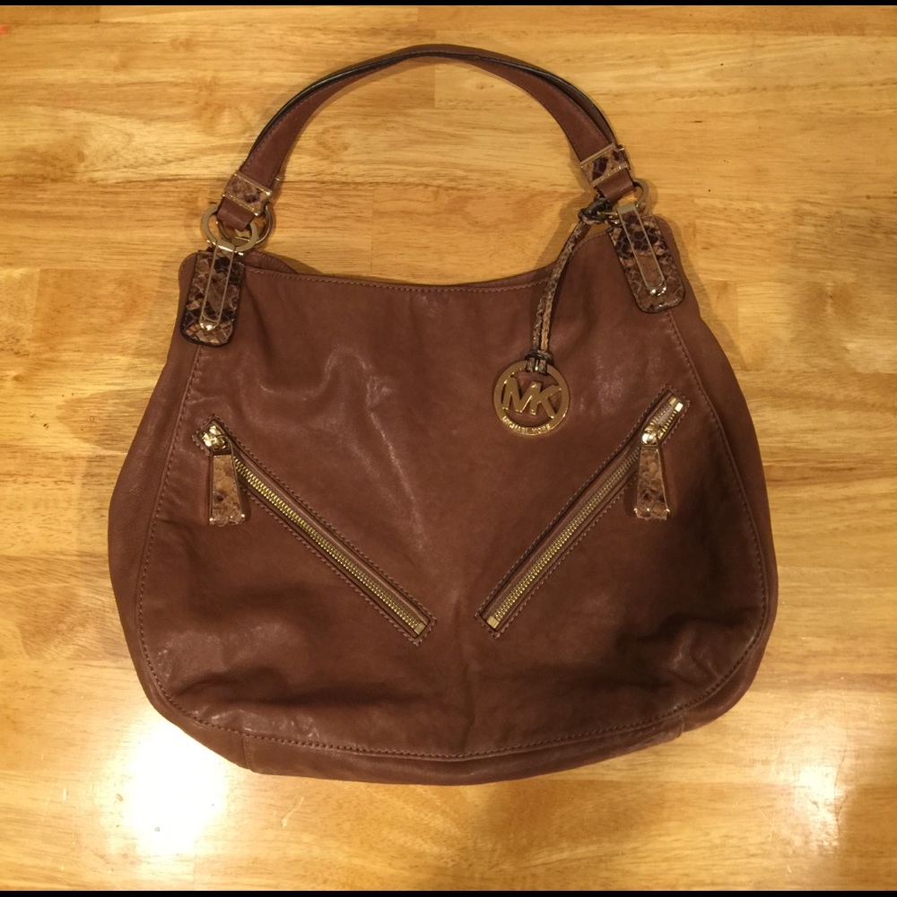 Micheal Kors Large Shoulder Bag