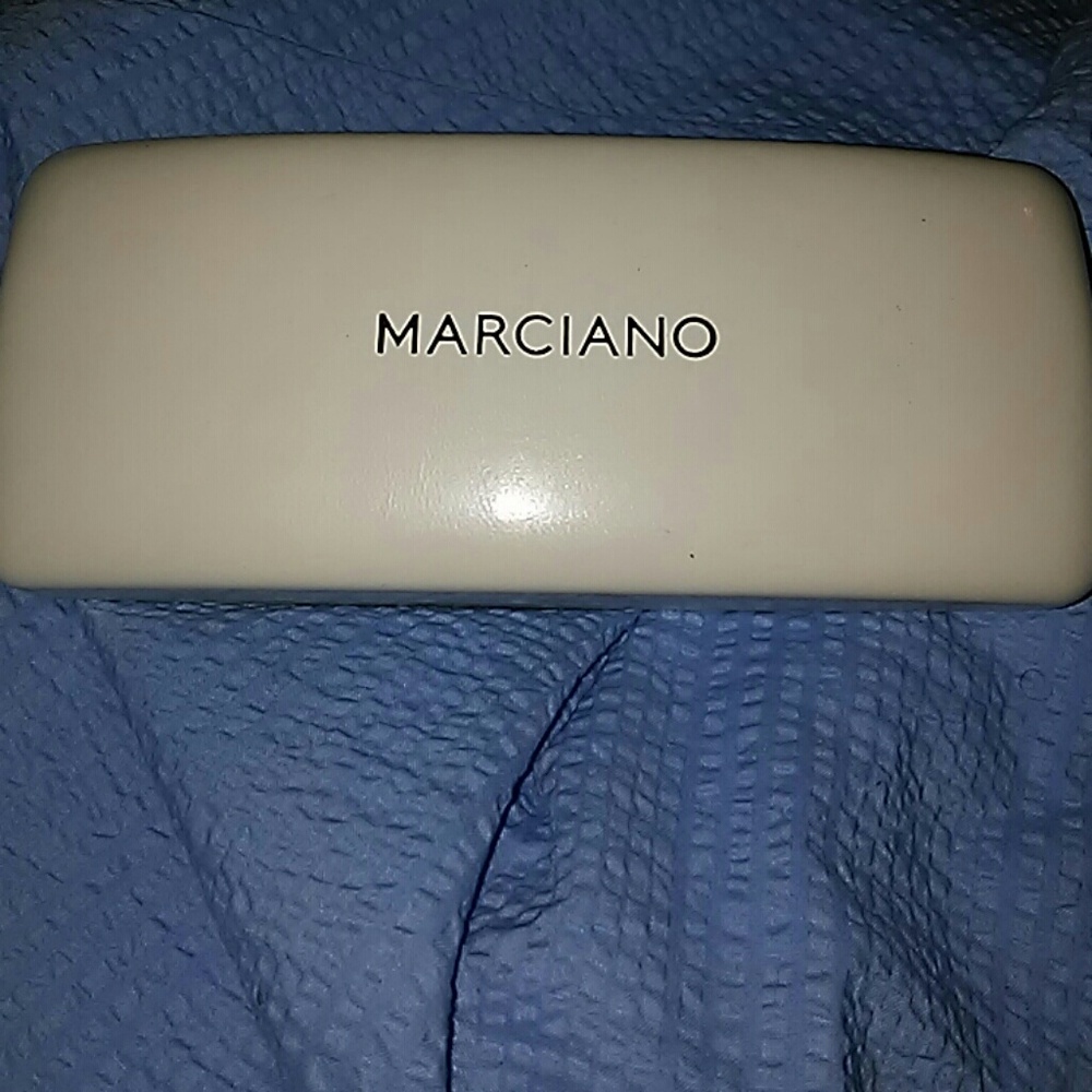 Merciano glasses case