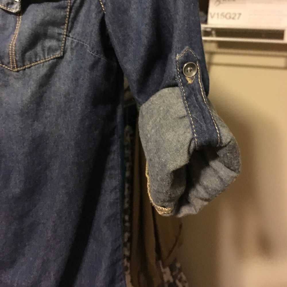 Chambray button down - Picture 3 of 4